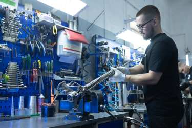 Новая или восстановленная рулевая рейка — что выбрать?