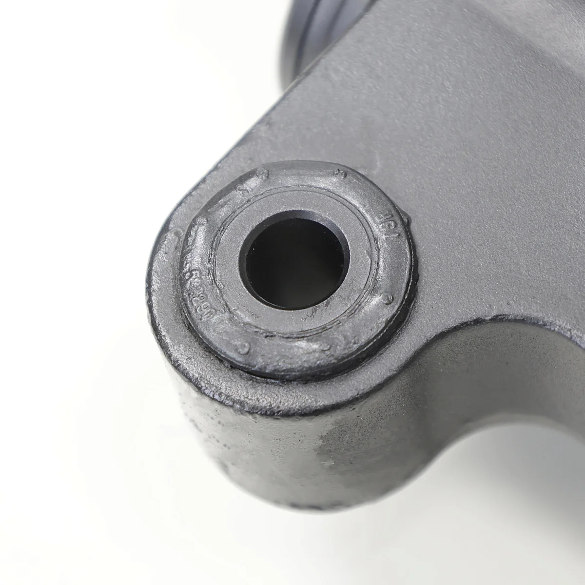 Рулевая рейка Chevrolet Captiva, Opel Antara с датчиком до 2012г. Трубки г/цилиндра вертикально Рулевая рейка Chevrolet Captiva, Opel Antara с датчиком до 2012г. Трубки г/цилиндра вертикально