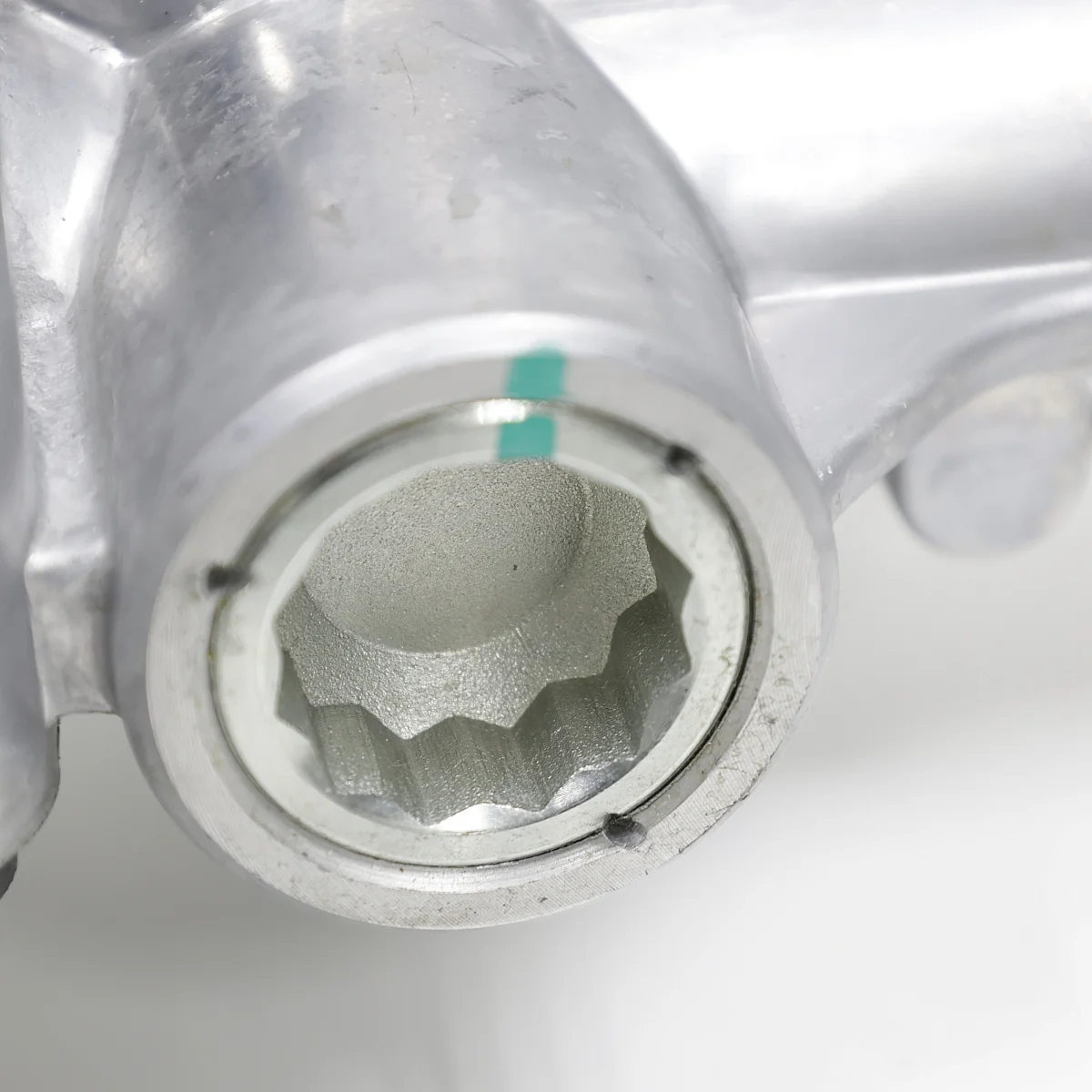 Рулевая рейка Opel Mokka 2013-, Chevrolet Tracker 2013- Рулевая рейка Opel Mokka 2013-, Chevrolet Tracker 2013-