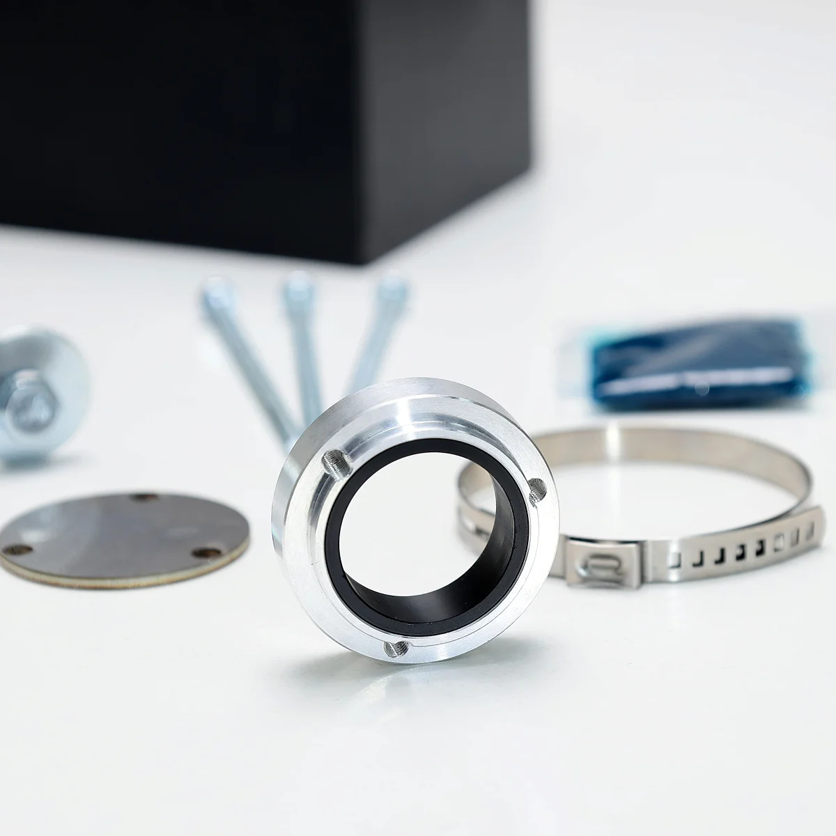 Втулка рулевой рейки для Поло седан. Полный комплект 6RU423057 Volkswagen Polo Sedan со съемником, инструкцией, смазкой и хомутом. Для установки без снятия рейки. BUSH-POLO Втулка рулевой рейки для Поло седан. Полный комплект 6RU423057 Volkswagen Polo Sedan со съемником, инструкцией, смазкой и хомутом. Для установки без снятия рейки. BUSH-POLO