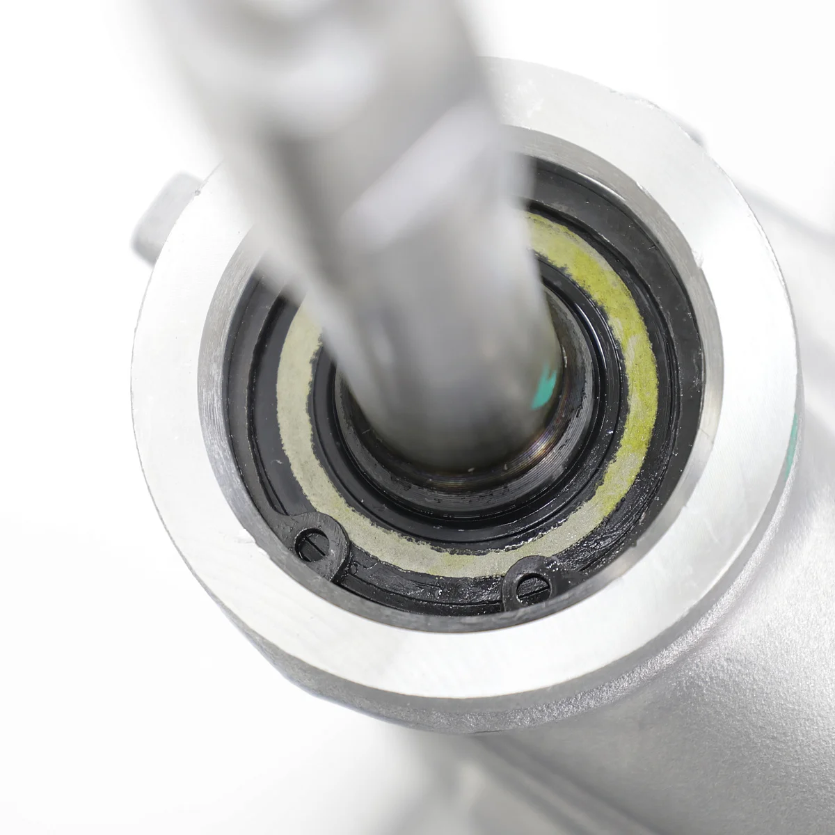 Рулевая рейка Dodge Caliber 2006-, Jeep Compass 2006-, Patriot 2008-2012, Liberty 2002-2012 4WD Рулевая рейка Dodge Caliber 2006-, Jeep Compass 2006-, Patriot 2008-2012, Liberty 2002-2012 4WD