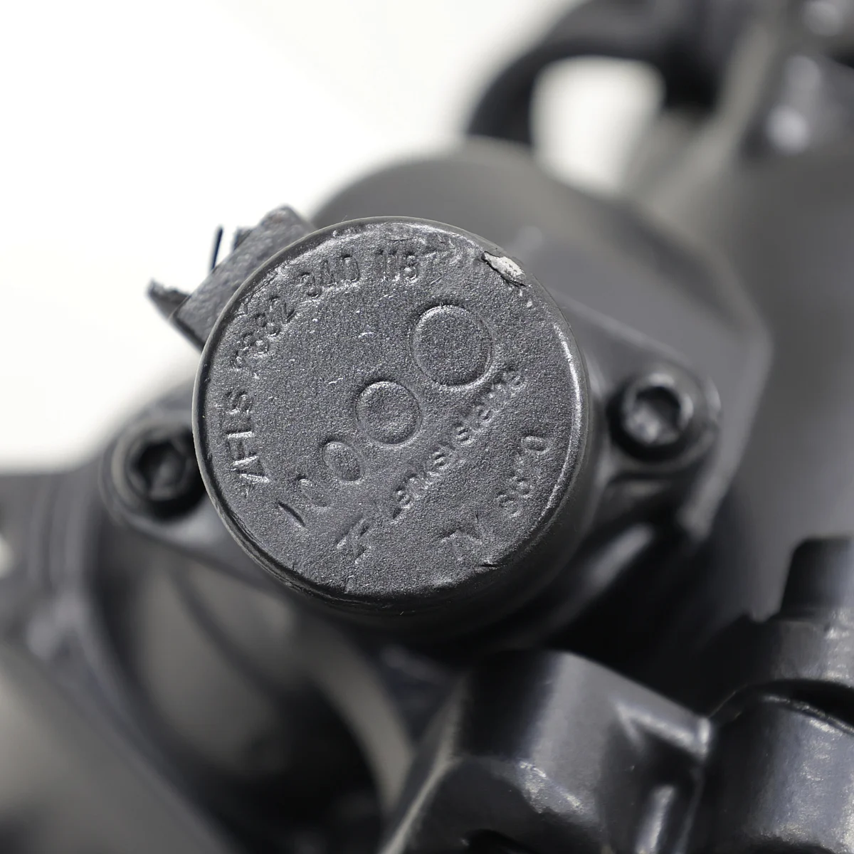 Рулевая рейка BMW X5 E70, X6 E71 E72 ZF Активная (мотор перпендикулярно корпусу) Рулевая рейка BMW X5 E70, X6 E71 E72 ZF Активная (мотор перпендикулярно корпусу)