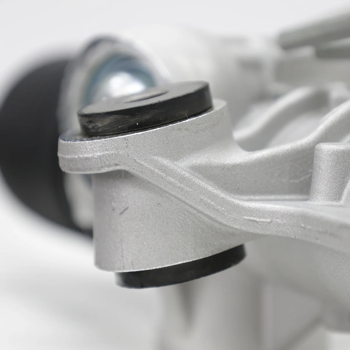 Рулевая рейка Mercedes Sprinter W901/W902/W903/W904 95-06, Sprinter Classic W909, VW LT 96-07 Рулевая рейка Mercedes Sprinter W901/W902/W903/W904 95-06, Sprinter Classic W909, VW LT 96-07