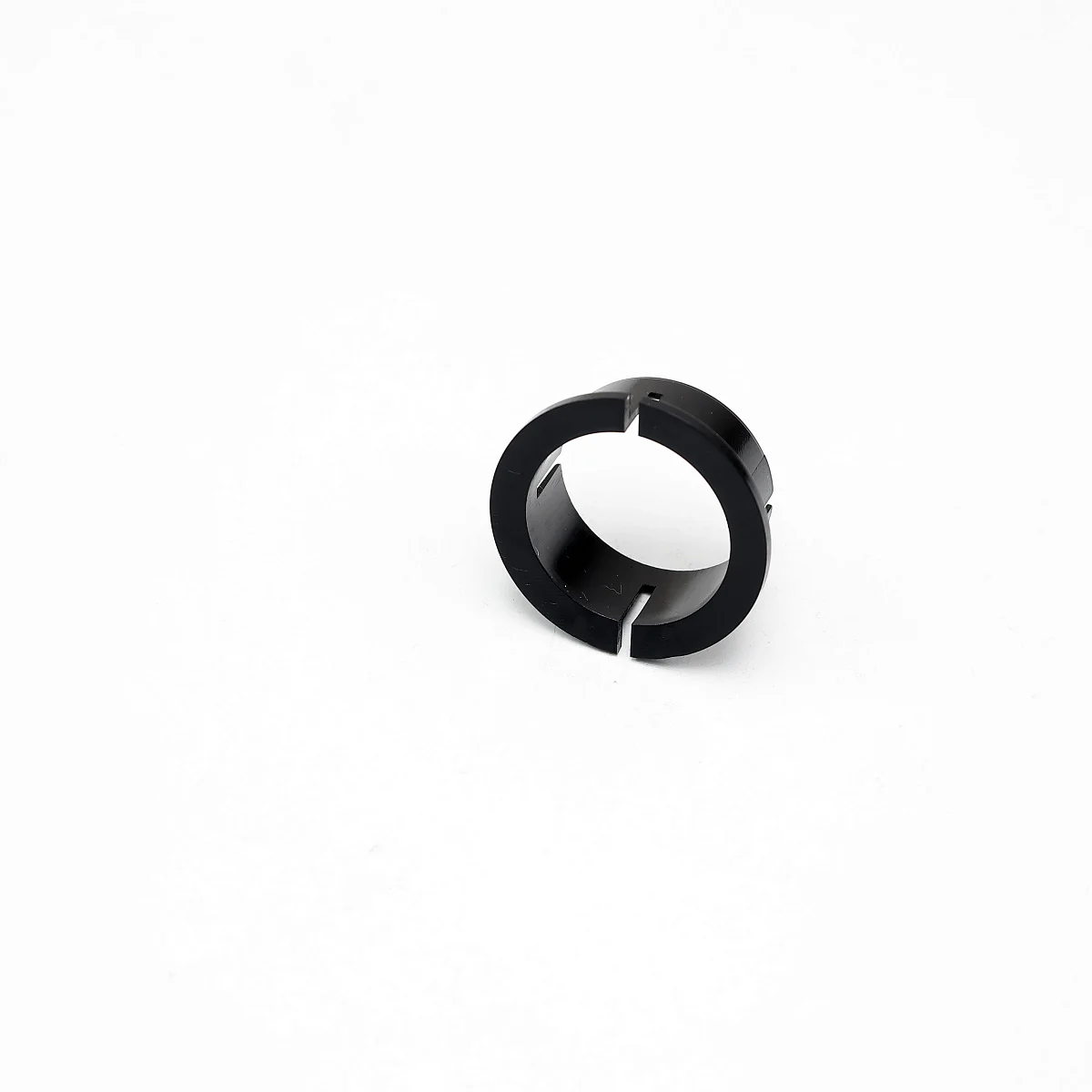 Втулка рулевой рейки D=27,7мм. Ремонтная -0,3мм от вала ZF 28мм. или на вал KOYO, VW, BMW BUSH-10070 Втулка рулевой рейки D=27,7мм. Ремонтная -0,3мм от вала ZF 28мм. или на вал KOYO, VW, BMW BUSH-10070