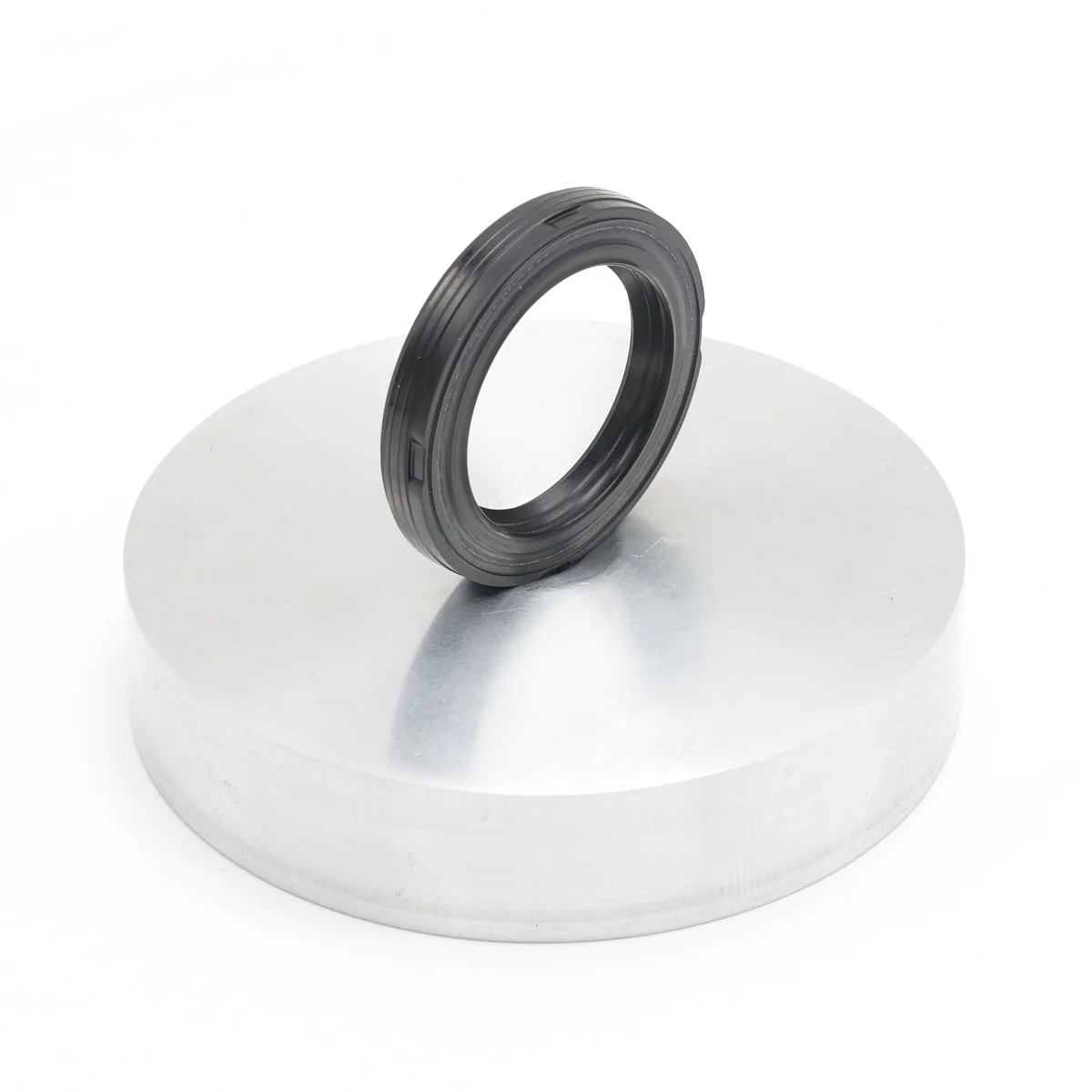 Сальник рулевой рейки 24 33  5  1РМ type T Сальник рулевой рейки 24 33  5  1РМ type T