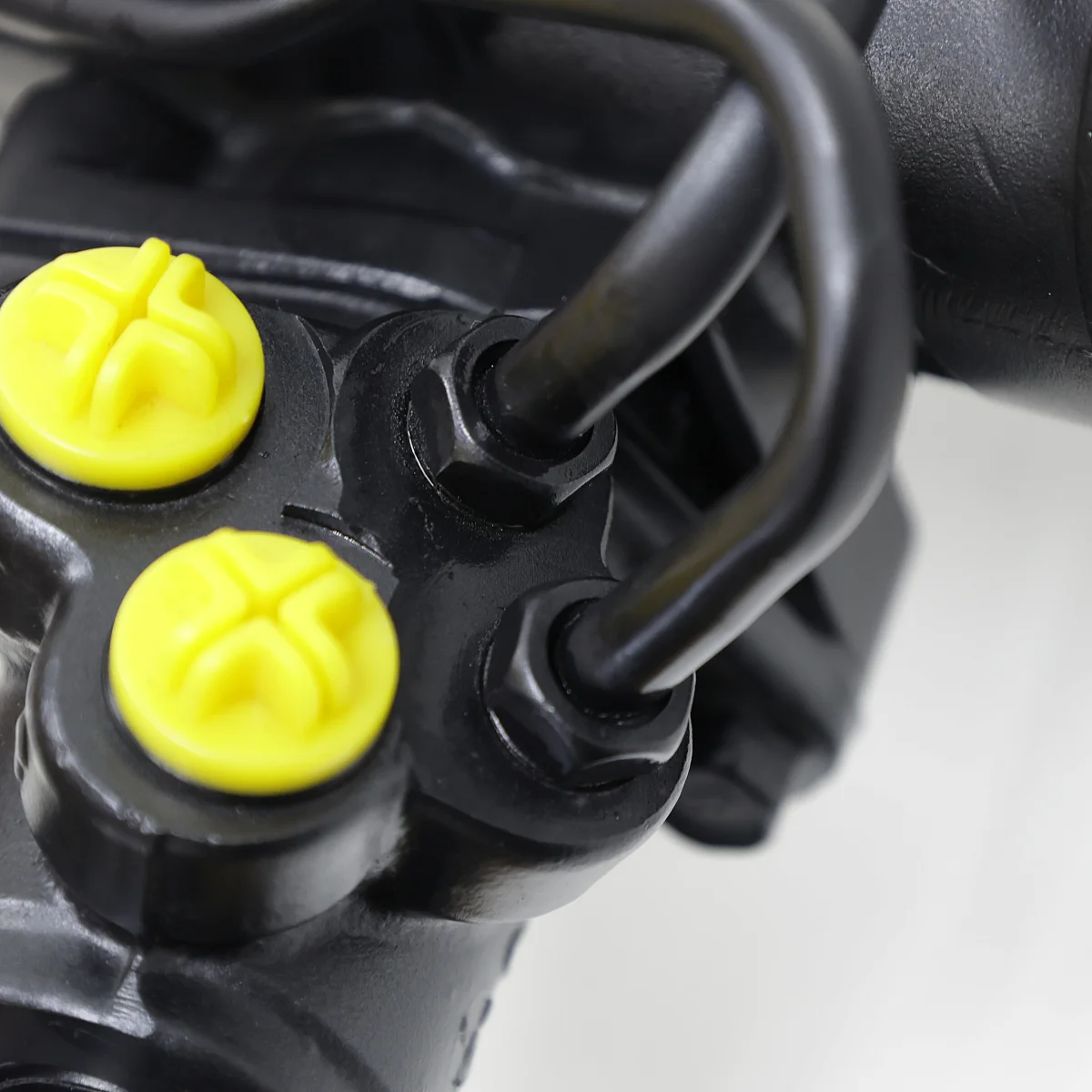 Рулевая рейка Ssang Yong Rodius I 2004-2013 без датчика Рулевая рейка Ssang Yong Rodius I 2004-2013 без датчика