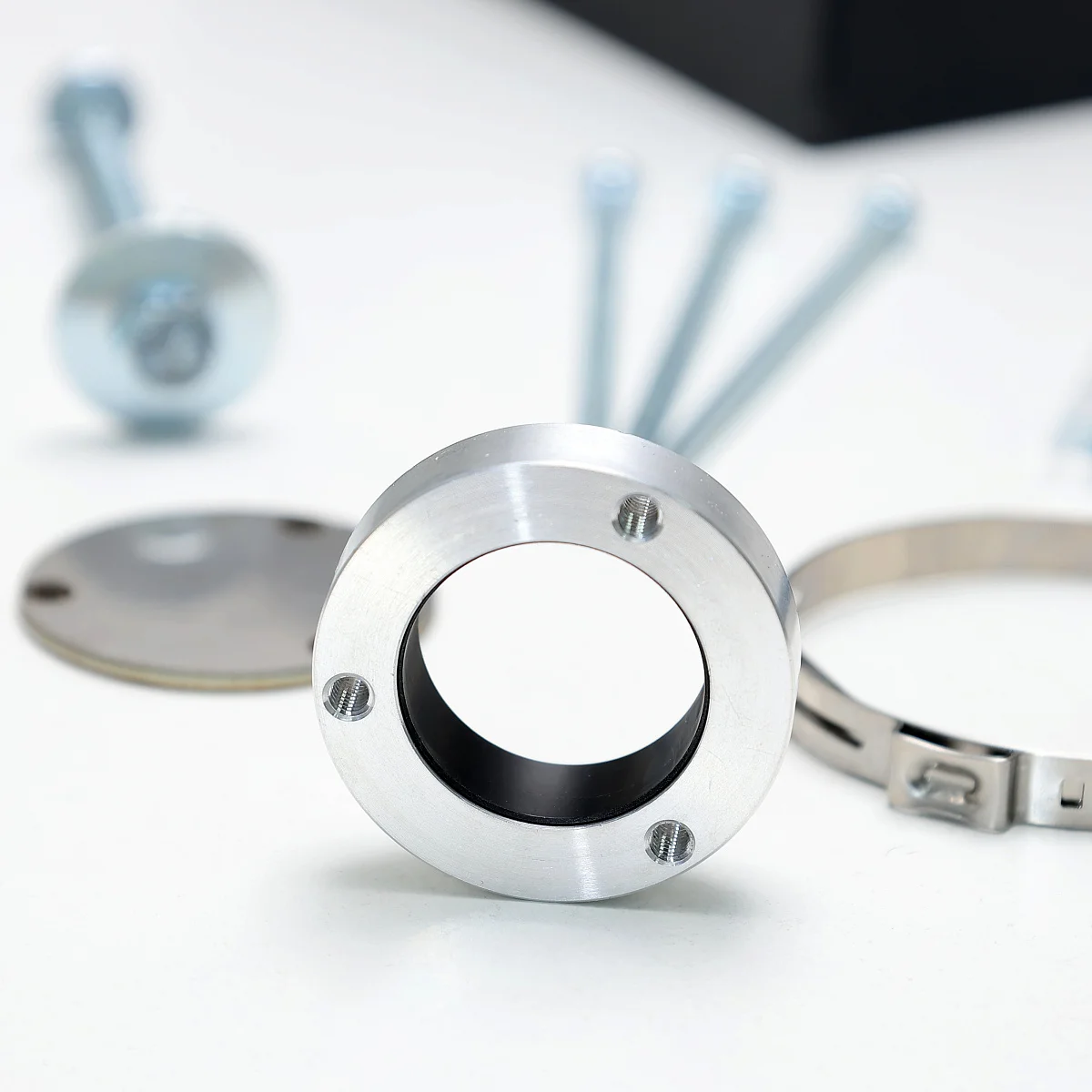 Втулка рулевой рейки для Поло седан. Полный комплект 6RU423057 Volkswagen Polo Sedan со съемником, инструкцией, смазкой и хомутом. Для установки без снятия рейки. BUSH-POLO Втулка рулевой рейки для Поло седан. Полный комплект 6RU423057 Volkswagen Polo Sedan со съемником, инструкцией, смазкой и хомутом. Для установки без снятия рейки. BUSH-POLO