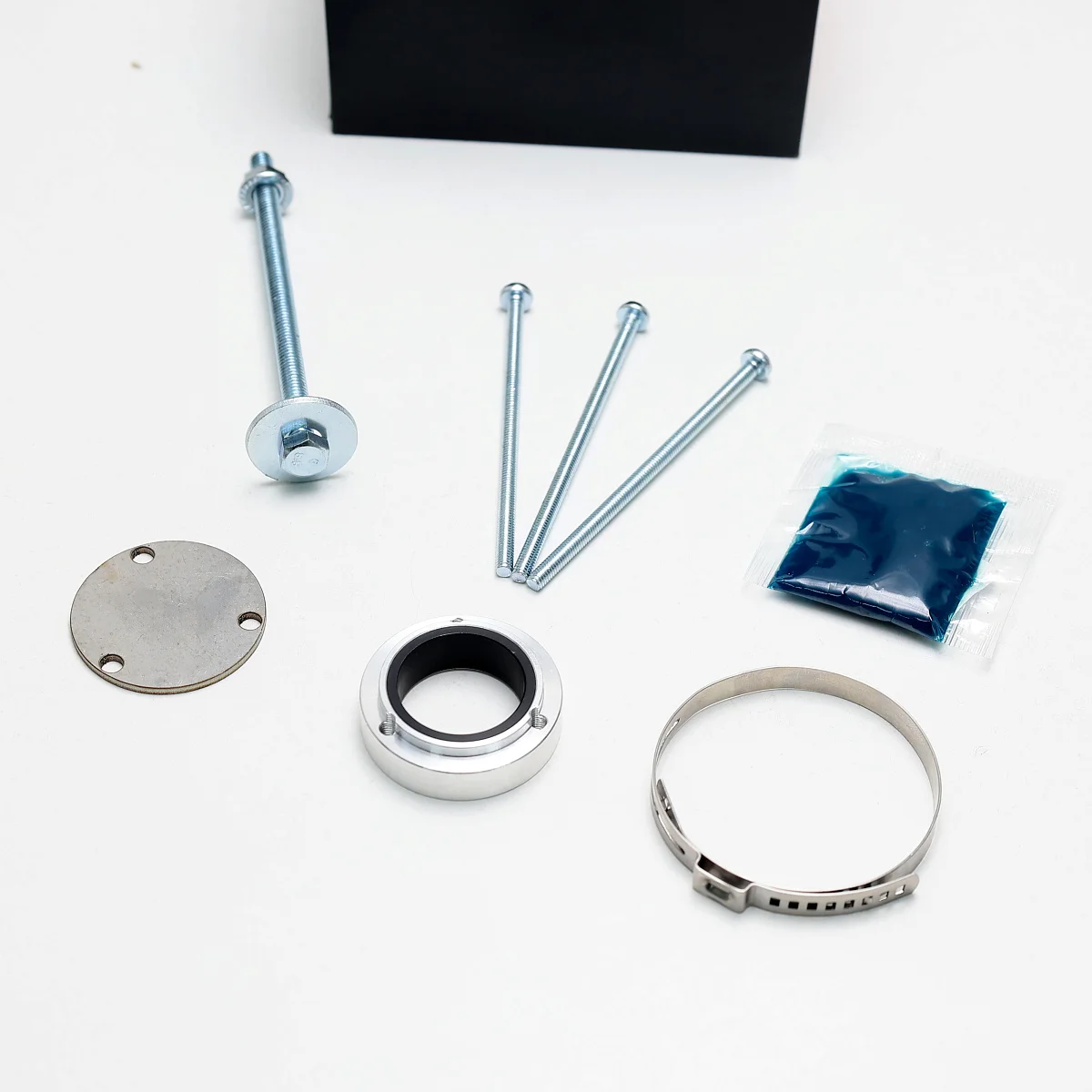 Втулка рулевой рейки для Поло седан. Полный комплект 6RU423057 Volkswagen Polo Sedan со съемником, инструкцией, смазкой и хомутом. Для установки без снятия рейки. BUSH-POLO Втулка рулевой рейки для Поло седан. Полный комплект 6RU423057 Volkswagen Polo Sedan со съемником, инструкцией, смазкой и хомутом. Для установки без снятия рейки. BUSH-POLO