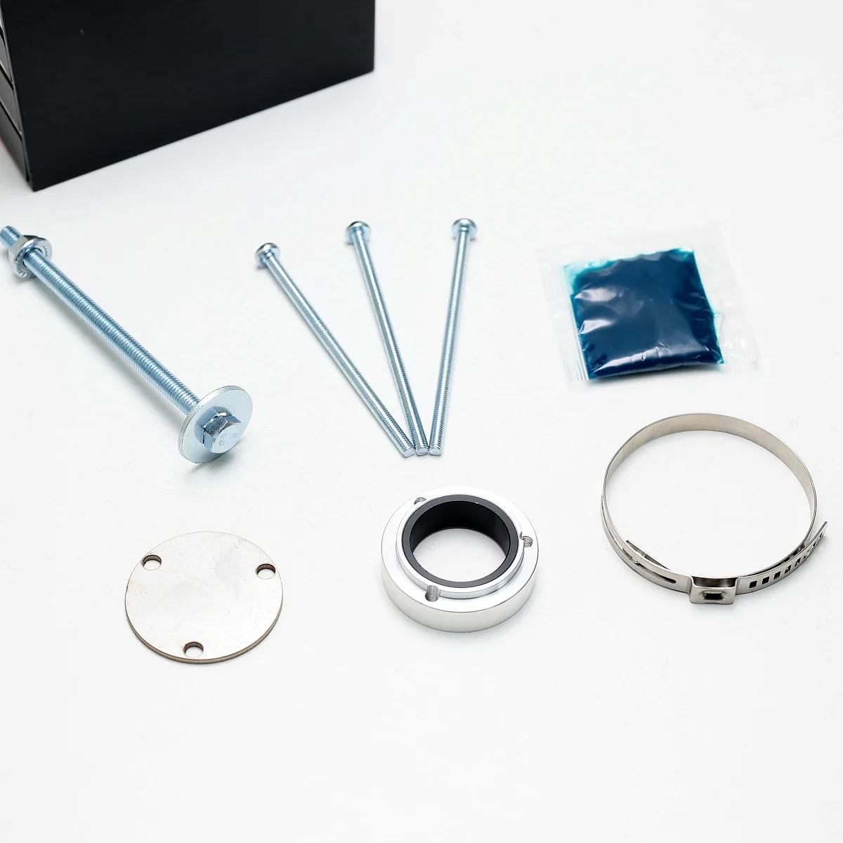 Втулка рулевой рейки для Поло седан. Полный комплект 6RU423057 Volkswagen Polo Sedan со съемником, инструкцией, смазкой и хомутом. Для установки без снятия рейки. BUSH-POLO Втулка рулевой рейки для Поло седан. Полный комплект 6RU423057 Volkswagen Polo Sedan со съемником, инструкцией, смазкой и хомутом. Для установки без снятия рейки. BUSH-POLO